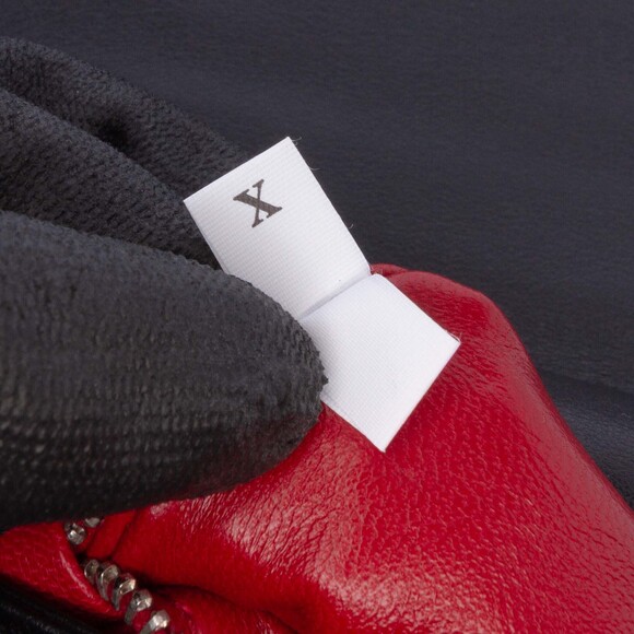 Pre-Loved Prada Tessuto Grommet Crossbody - Picture 7 of 10